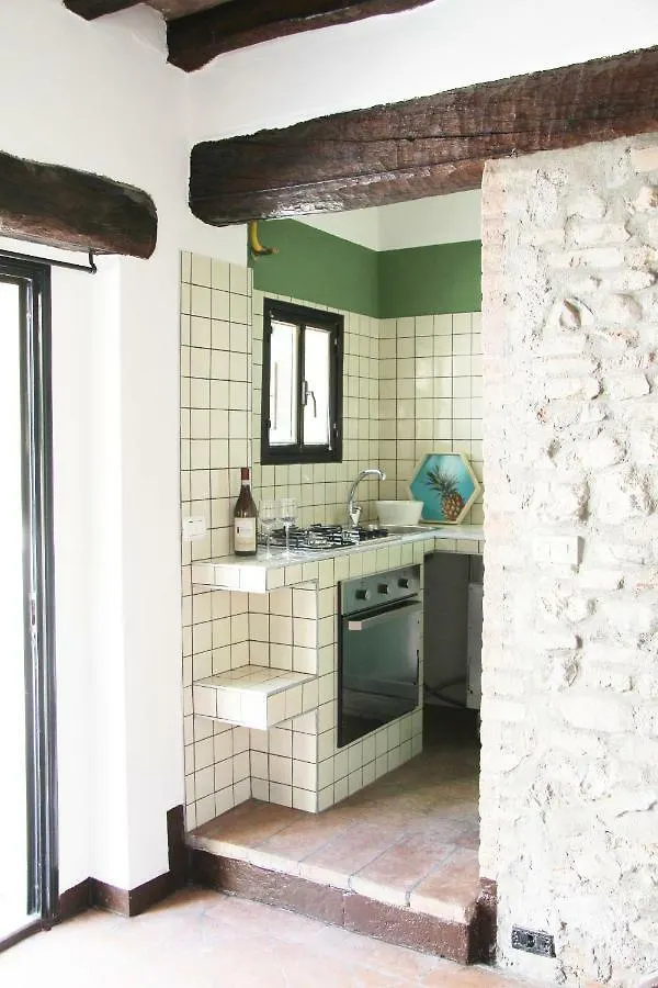 ホテルLa Casina, Immersa Nel Verde In Centro Storico バッツァーノ・ボローニャ アパート